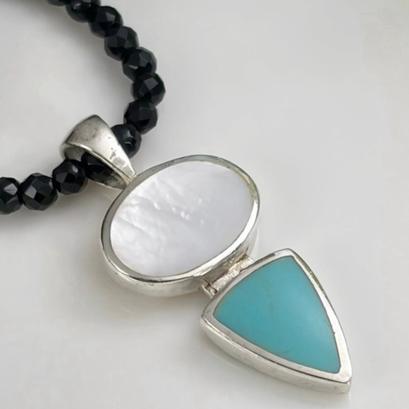 Estate Jewelry - Vintage Sterling Silver 925 Mother of Pearl & Turquoise Pendant Necklace
